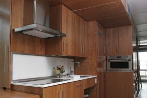 We are completely in love with these breathtaking cabinets.
