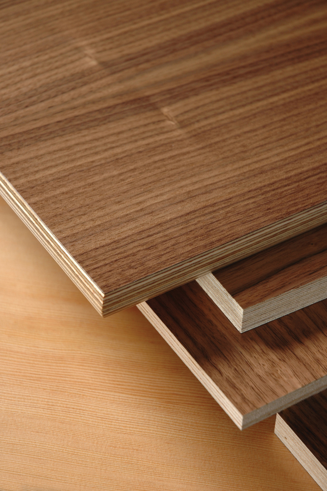 Europly PLUS Veneer Core Panel, Formaldehyde Free Plywood